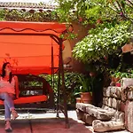 Fuente De Agua Hotel