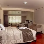 Group House Apart Hotel