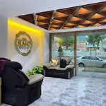 El Alamo, Ejecutivo Y Spa