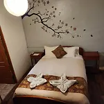 Pirwa Backpackers Colonial