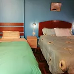 Naty\'S Guest House