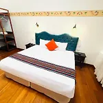 Rojas Plaza Boutique