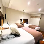 Hotel Montes Central
