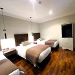 Hotel Montes Central