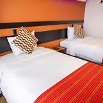 Hotel Kuska Home Mariscal