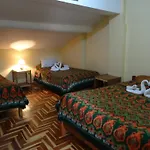 Hostal Wayras