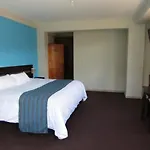 Julia\'S Hotel