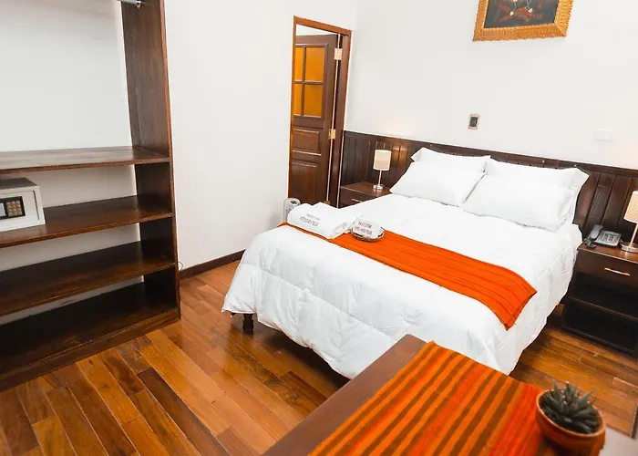 Emilia Hotel
