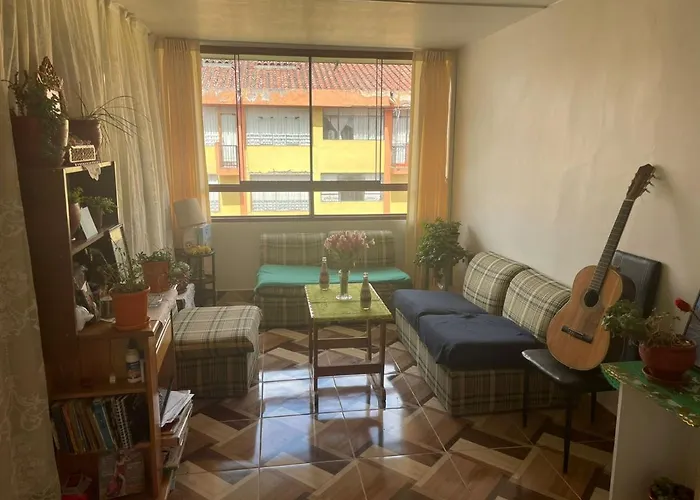 Nais Guest House
