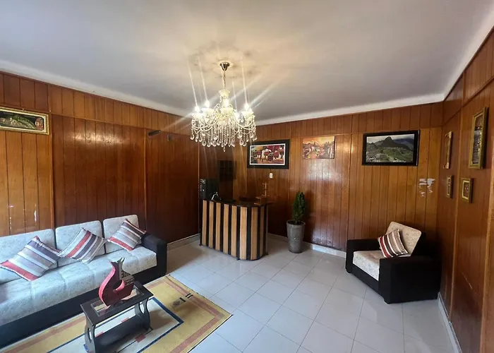 Hostal Huayna