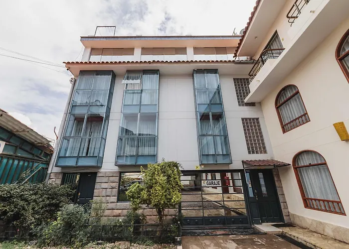 San Pedro Apartments