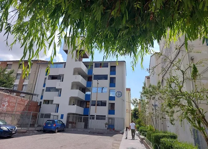 Angeles Apartment