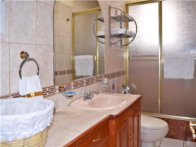 Golden Peru Hotel 2*