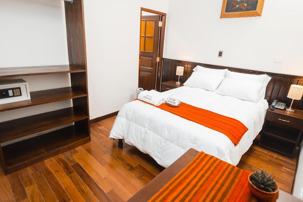 Hotel Emilia *