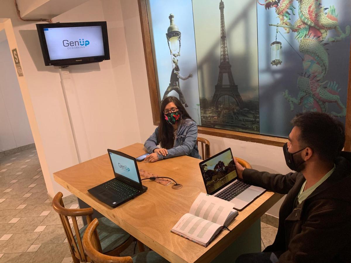 Bed & Breakfast Aticos With Coworking