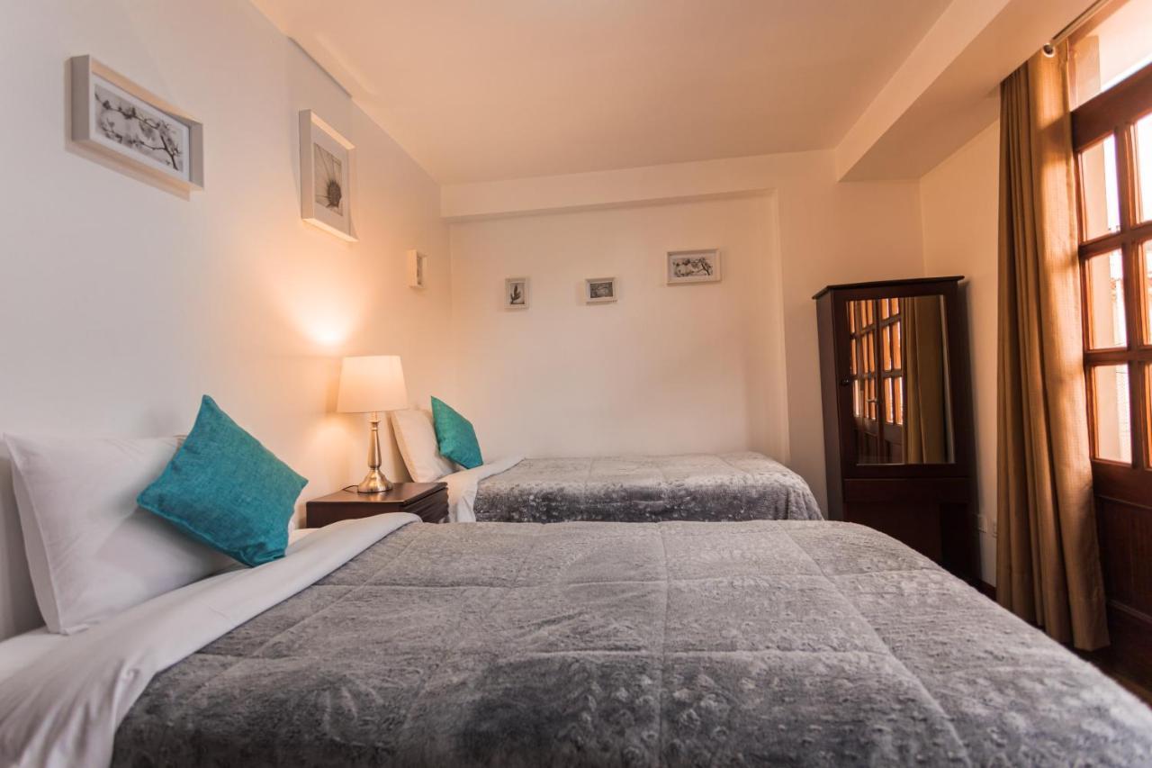 Bed & Breakfast Cozy