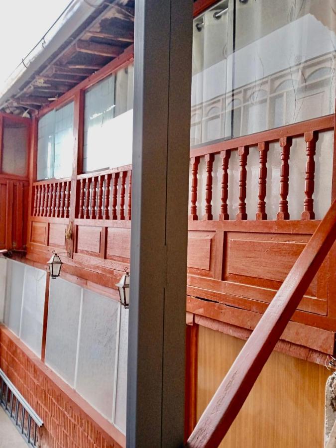 Janaq Apartment *