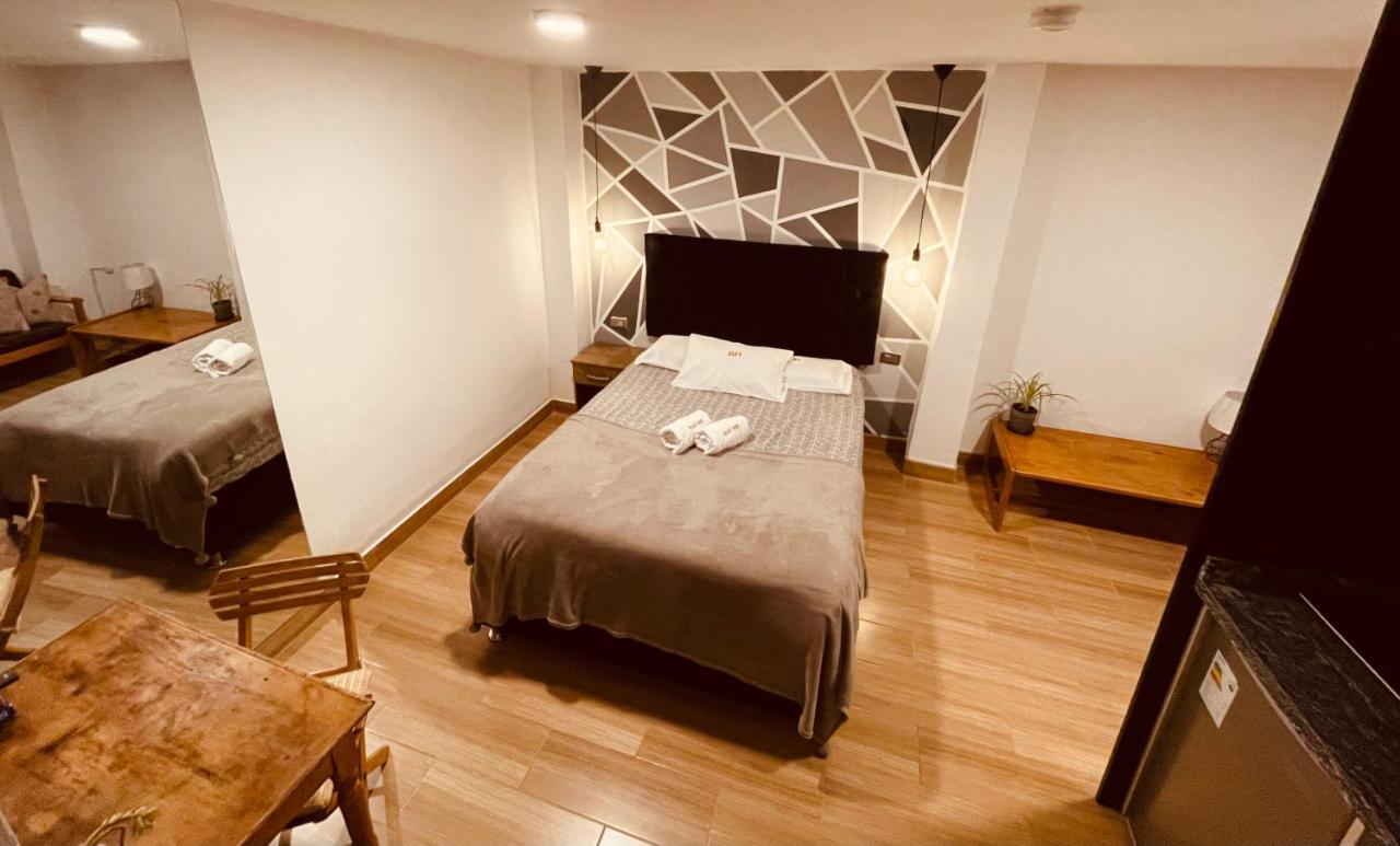 Blacky And (adults Only) Hostal