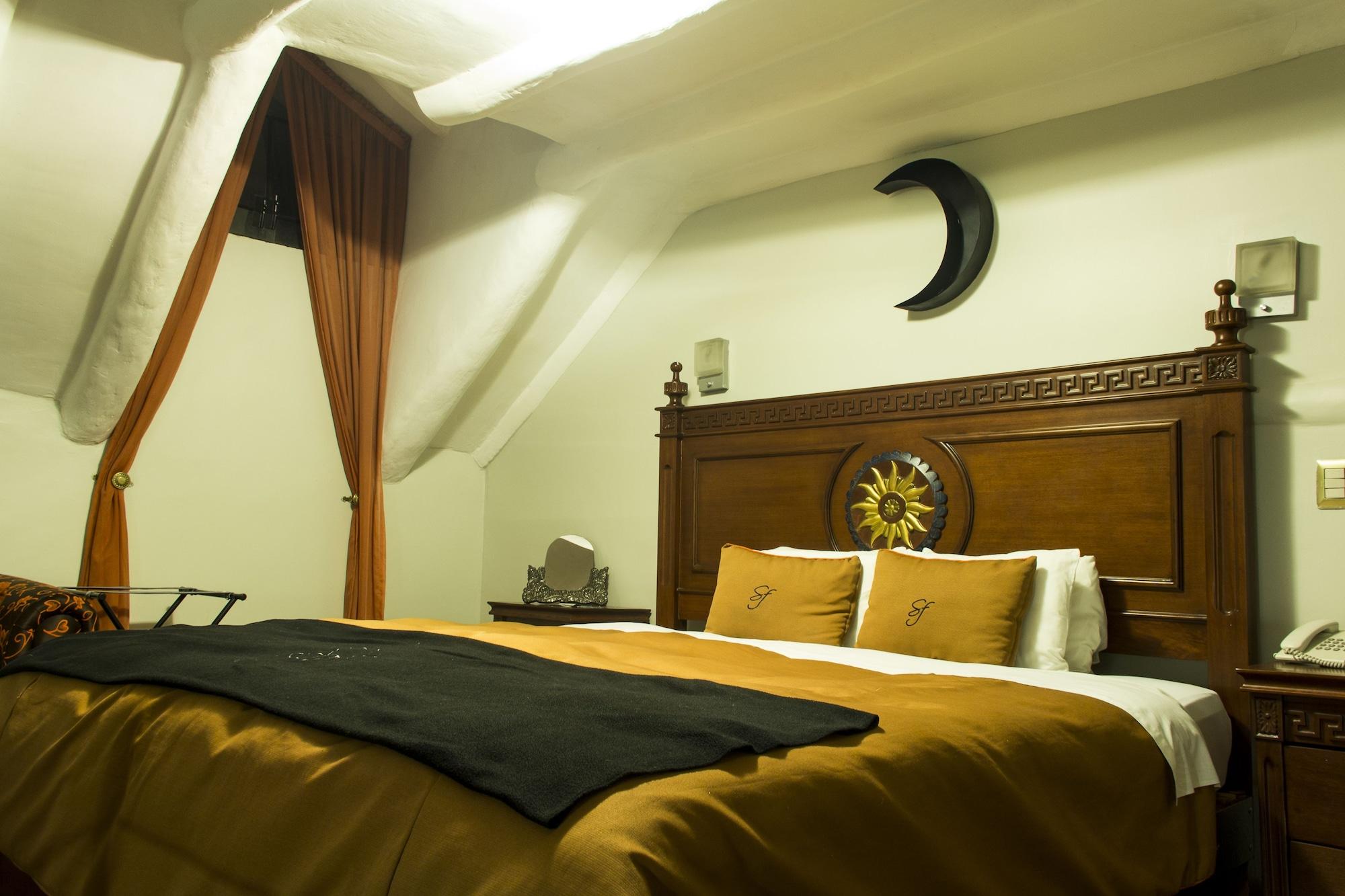 Hotel San Francisco Plaza 3*