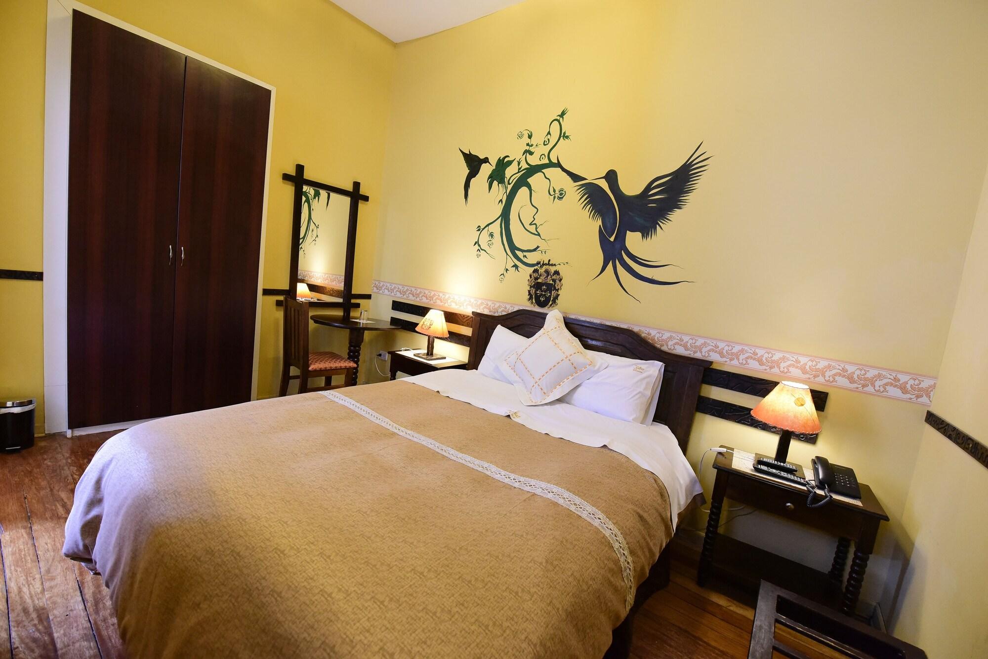 Hotel Yabar Plaza