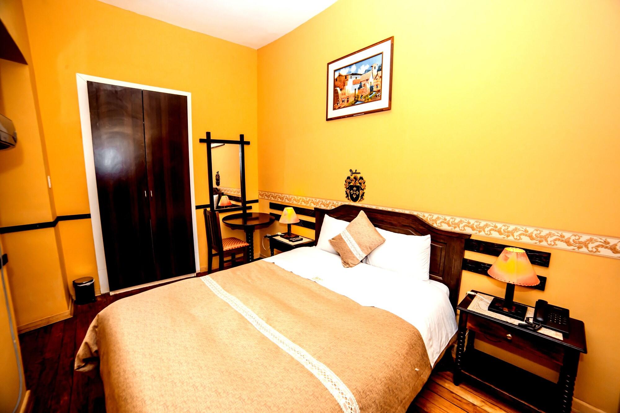 Hotel Yabar Plaza