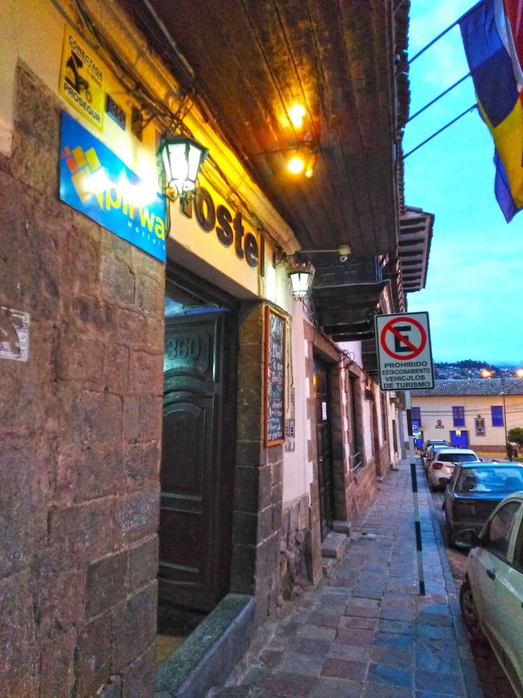 Pirwa Backpackers Colonial Cuzco