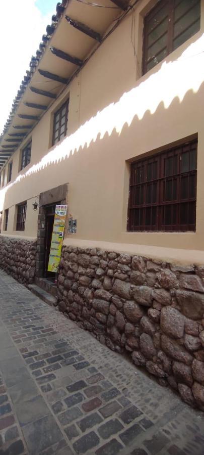 Casa K'intu *