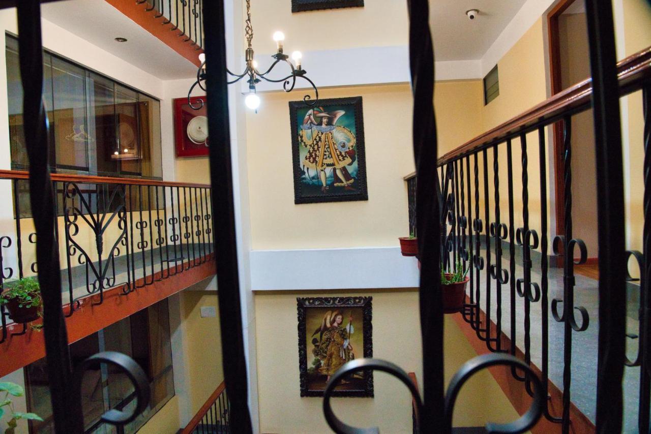Rituales - Terminal Terrestre Hotel 2*