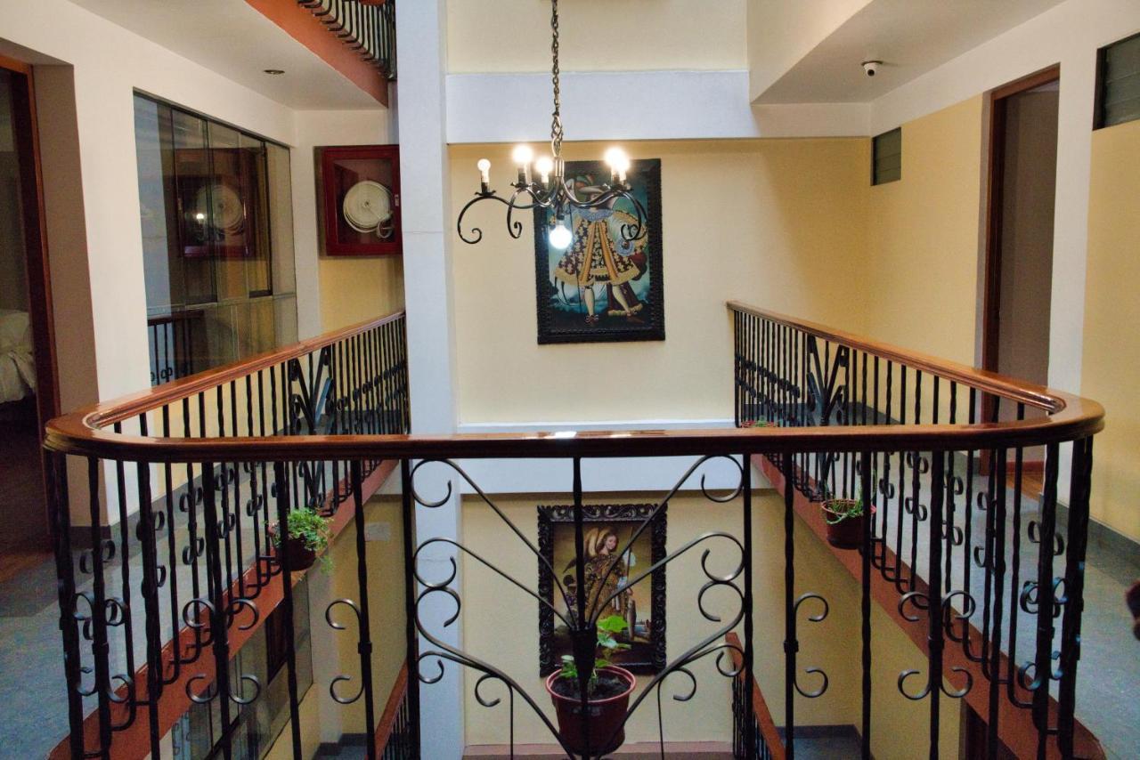 Rituales - Terminal Terrestre Hotel