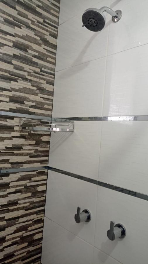 Residencial Quinones Aparthotel *