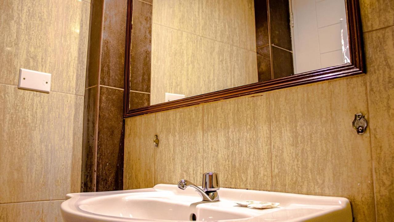 Hotel Inka's Tarabamba 3*