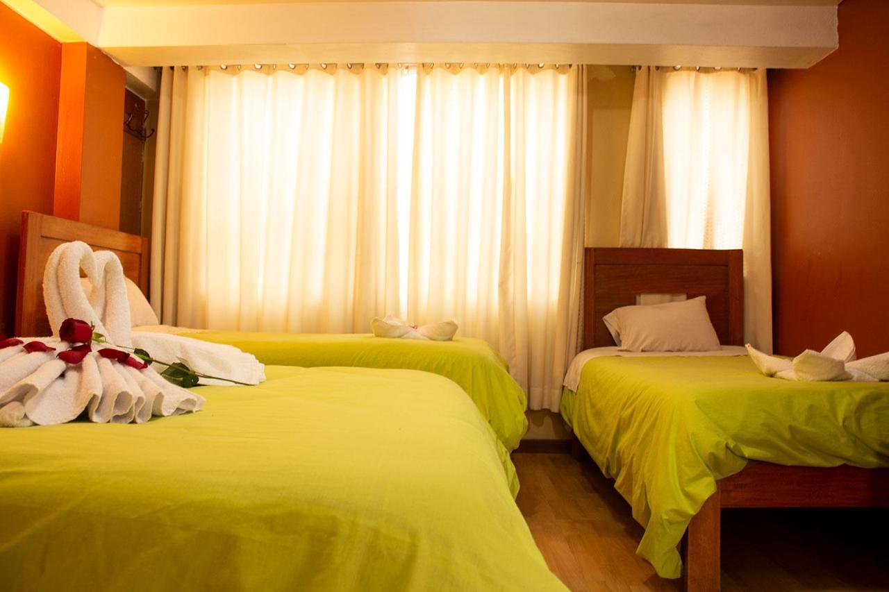 Gran Hotel Singapur Hotel 2*