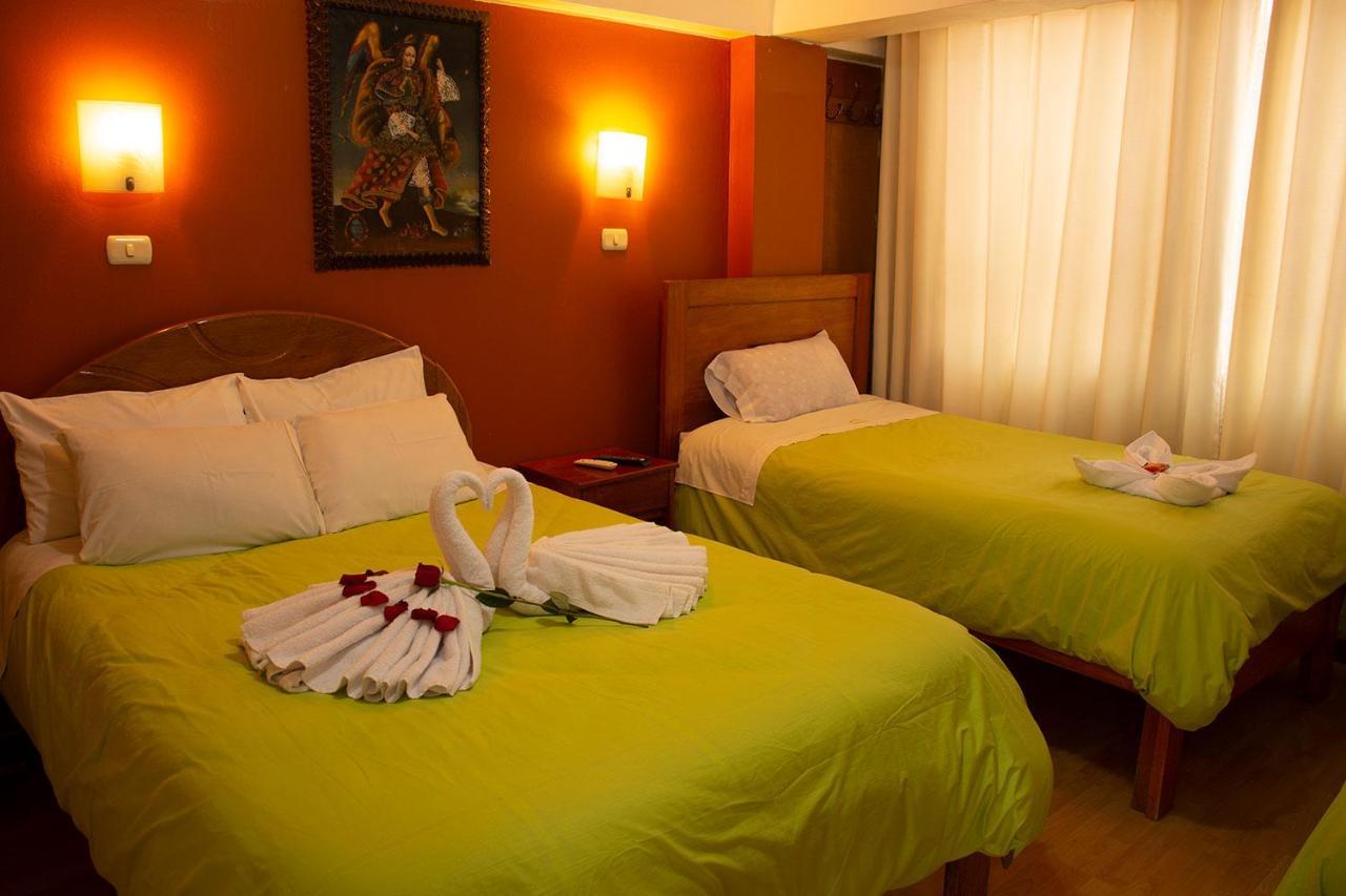 Gran Hotel Singapur Hotel 2*