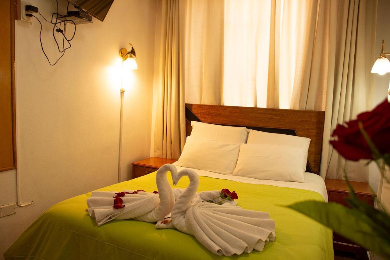 Hotel Gran Hotel Singapur