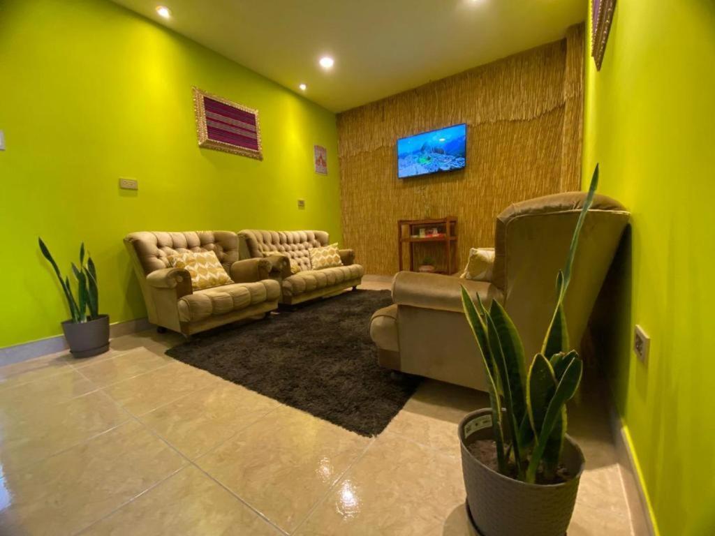 Brothers House Ii
