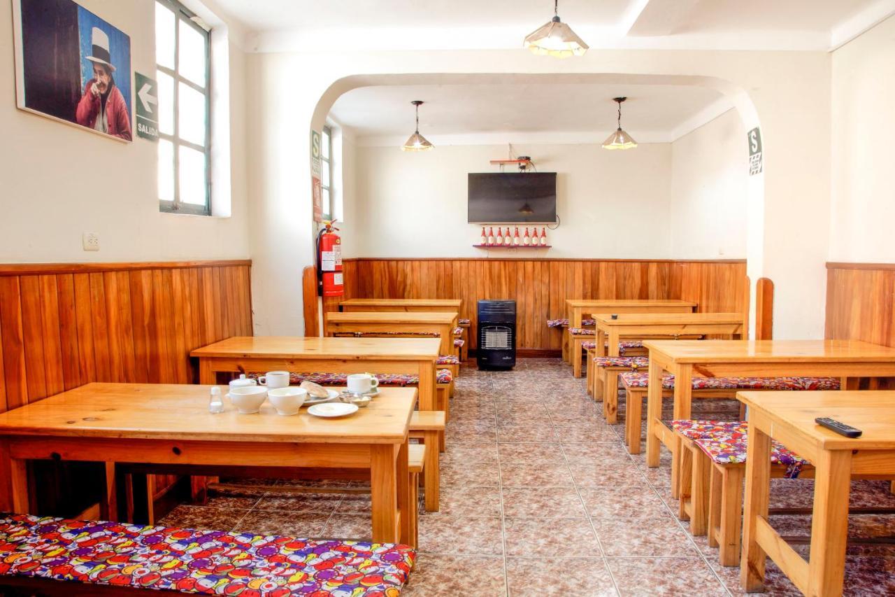 Bear Packer Hostel *