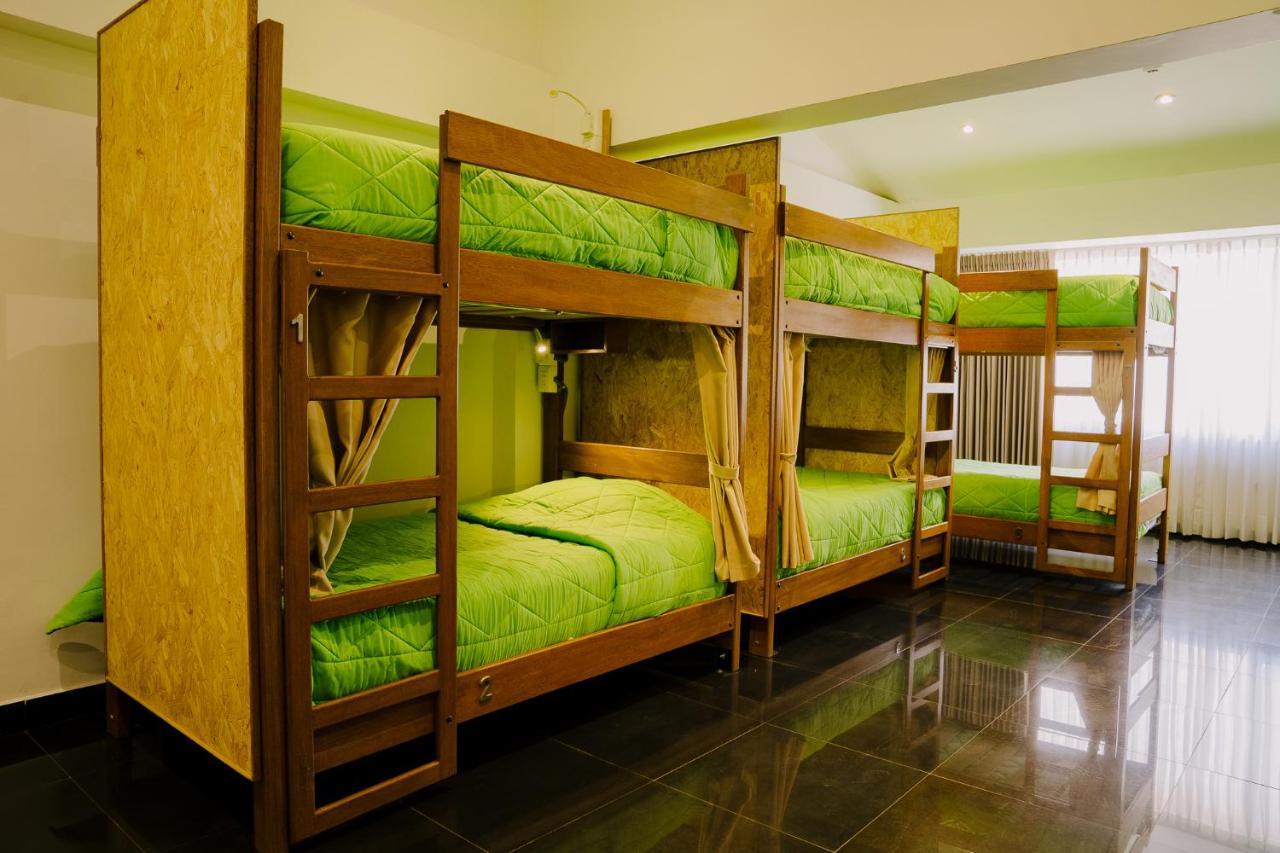 Hostel Magar Bar *