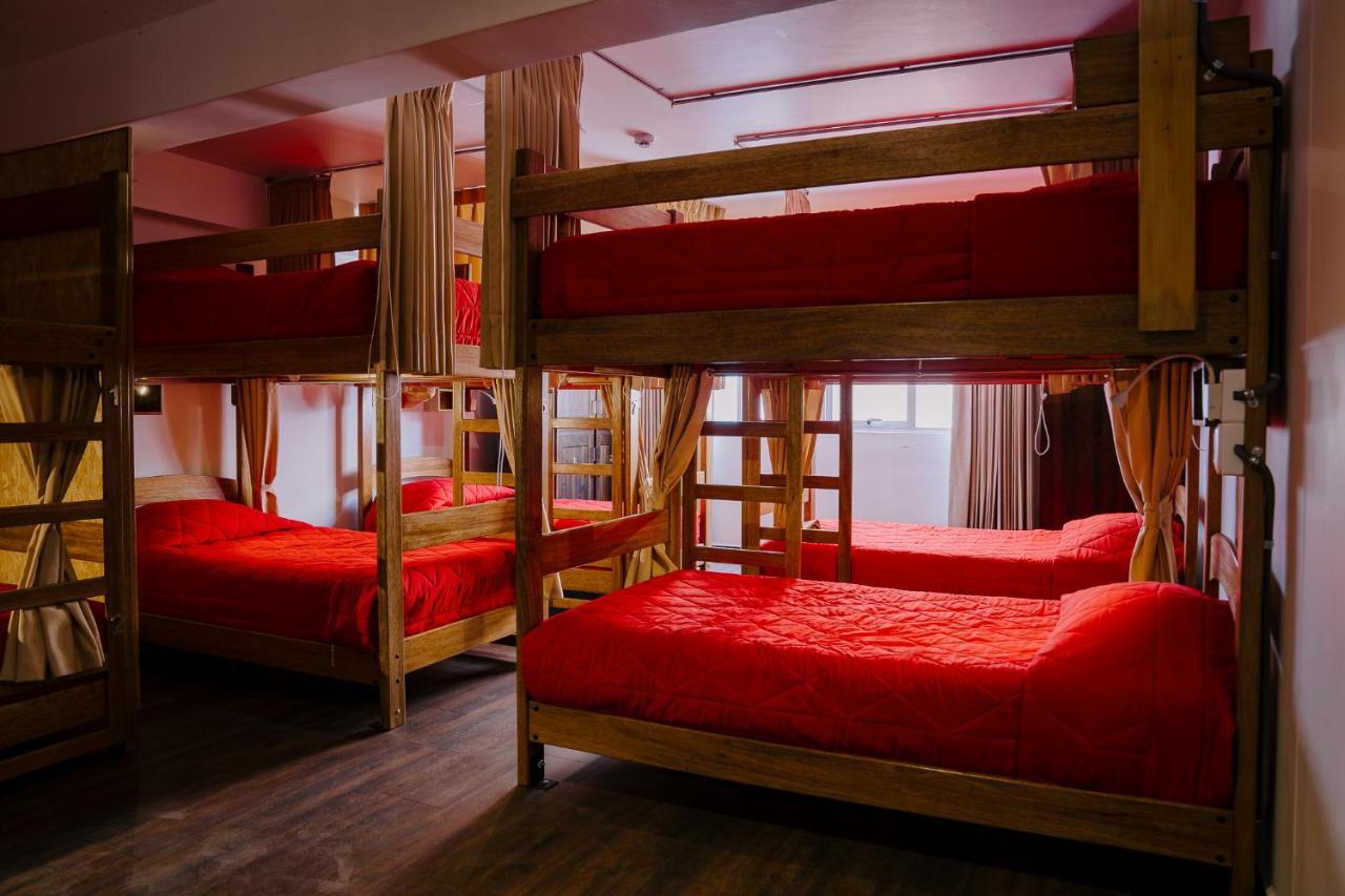 Magar Bar Hostel *