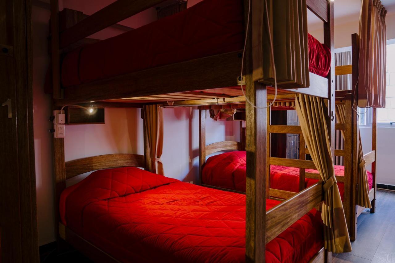 Magar Bar Hostel Cusco