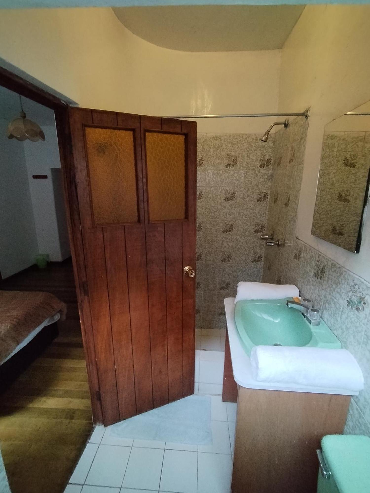 El Jardin De Jeni Guest house