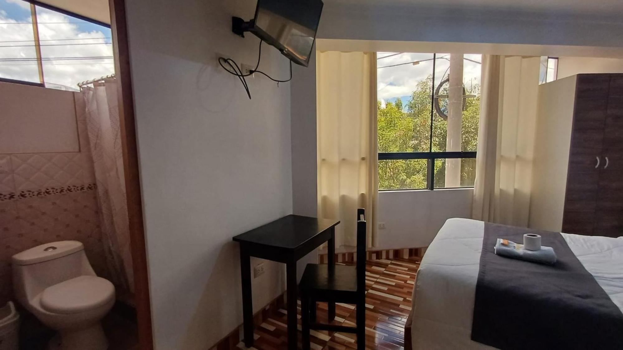 Qory Punku Militar Guest house