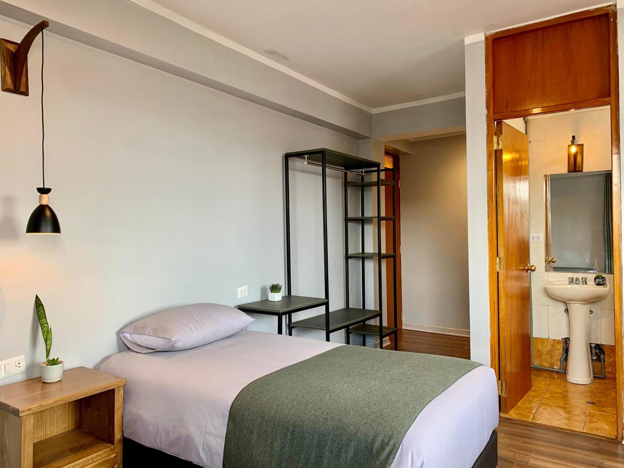 Casa Encuentro San Blas Hotel *