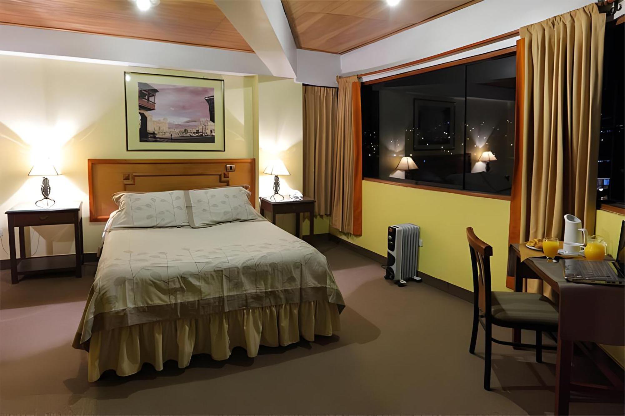 El Puma Hotel