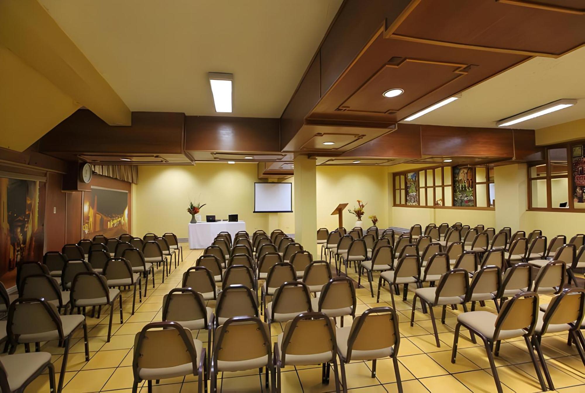 Hotel El Puma 3*
