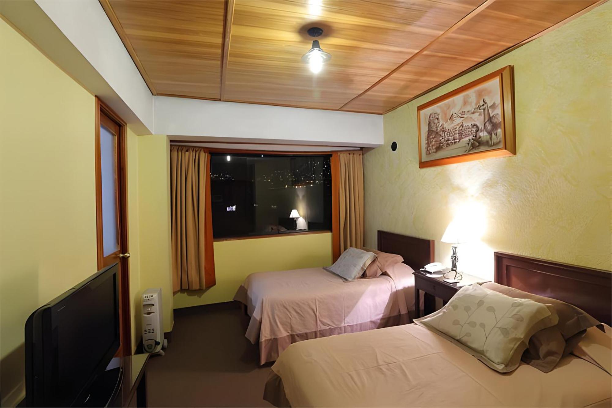 El Puma Hotel 3*