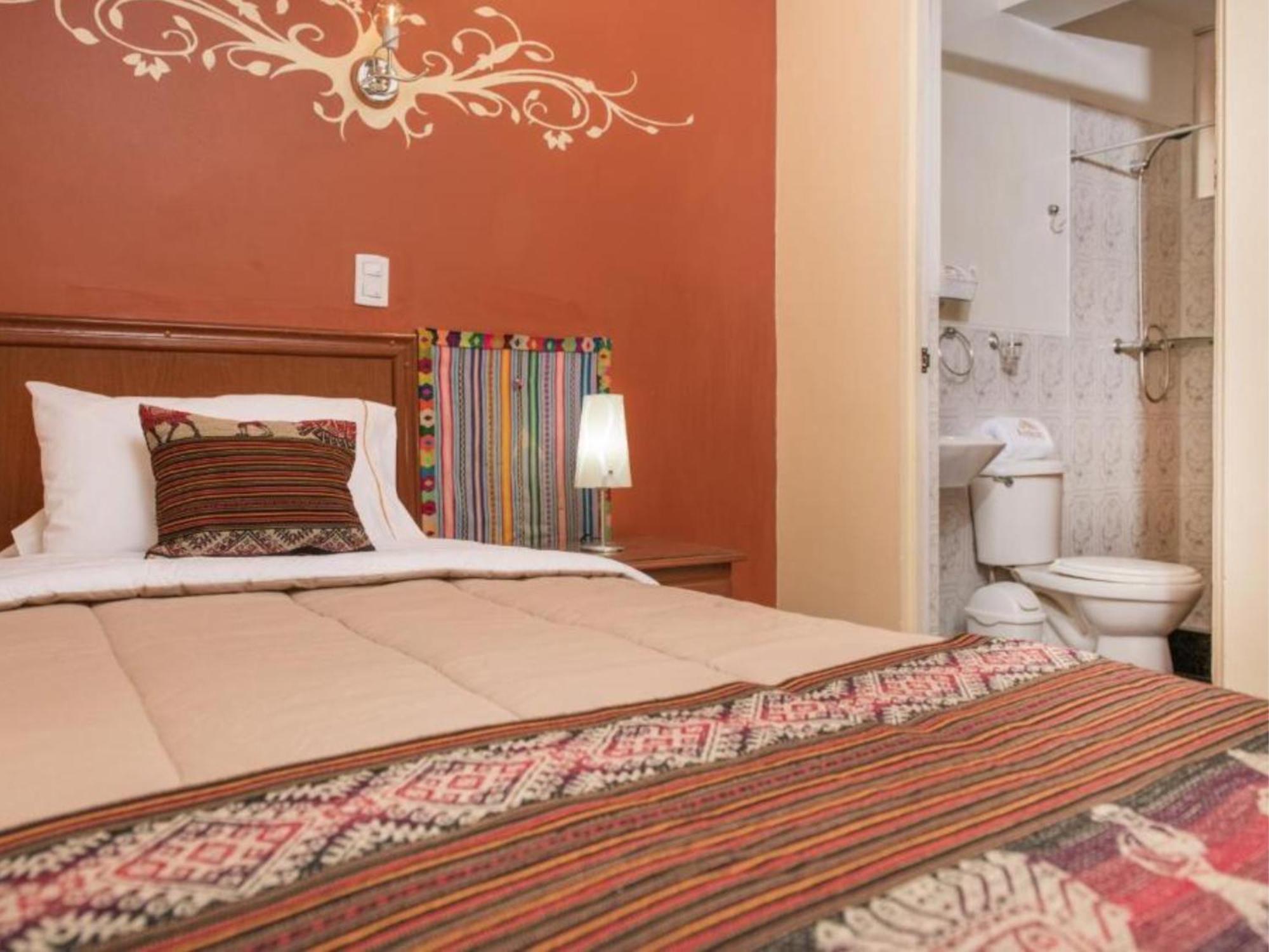 Andean Host 3*