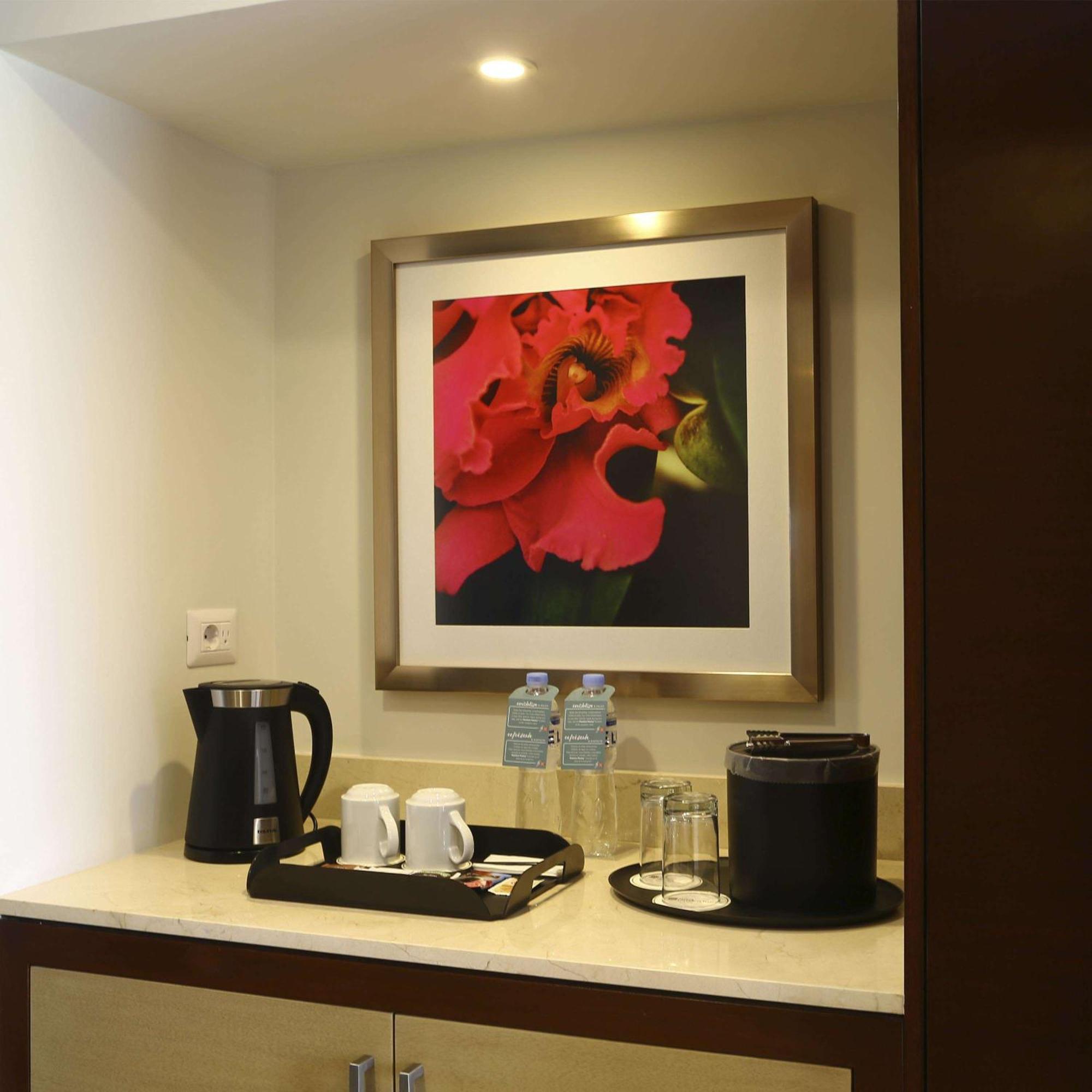 Hilton Garden Hotel 4*