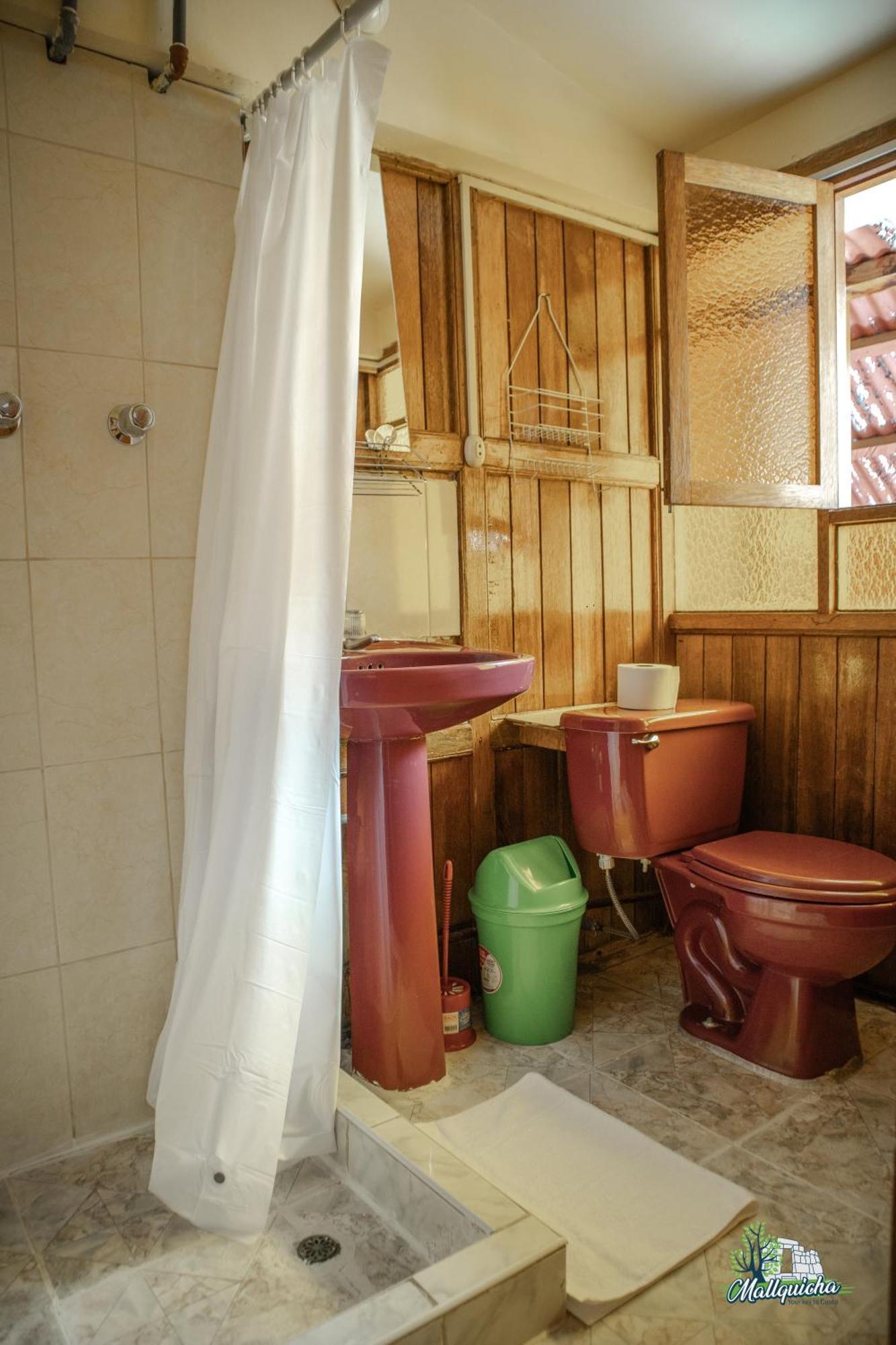 Beautiful, Spacious & Cozy House Located In The Heart Of Holiday home *
