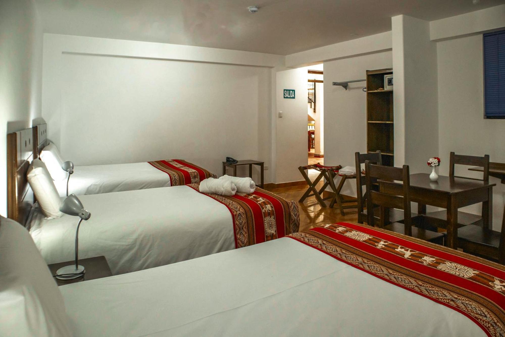 Del Prado Hometown Hotel 3*