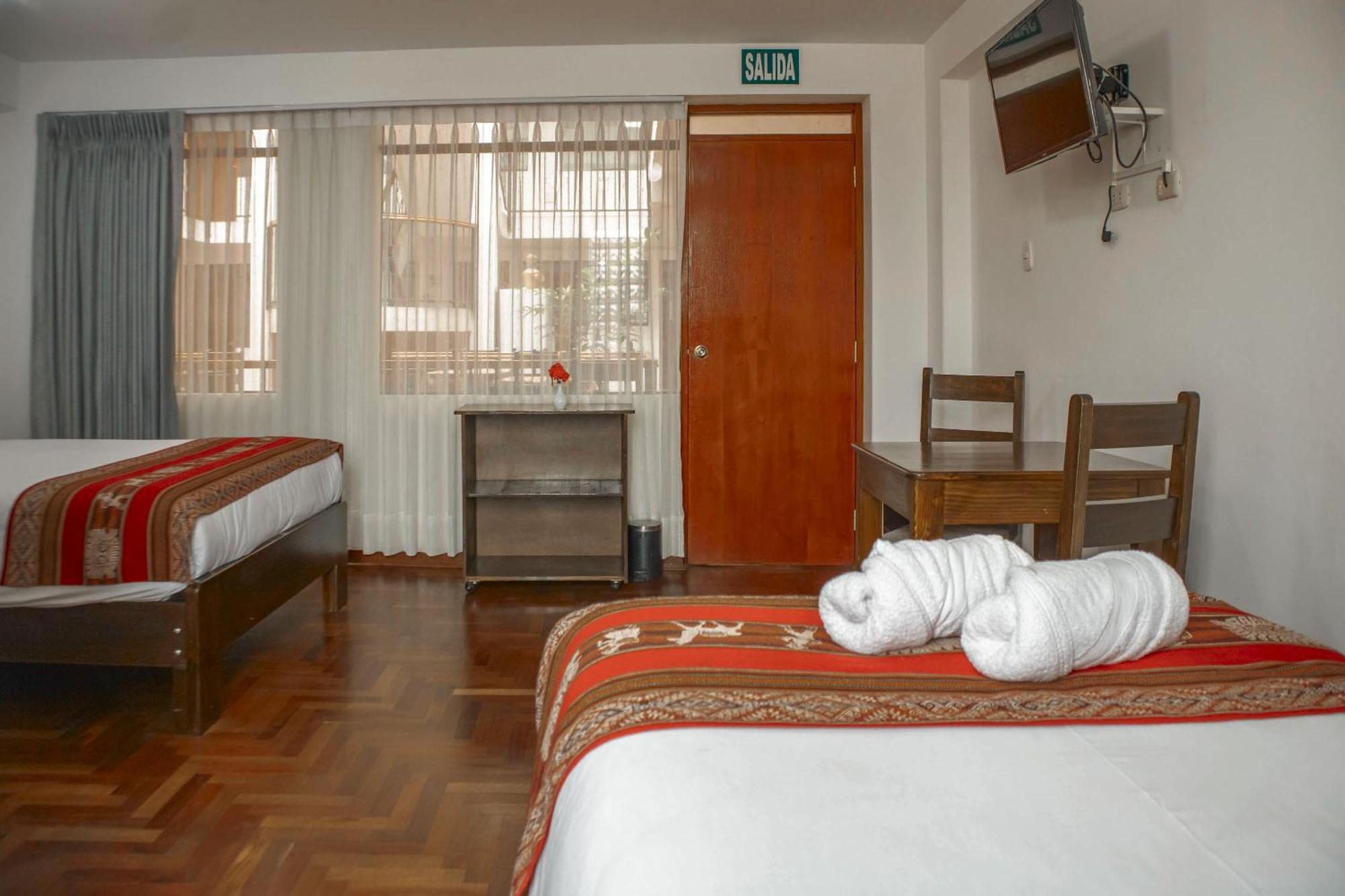 Hotel Del Prado Hometown 3*